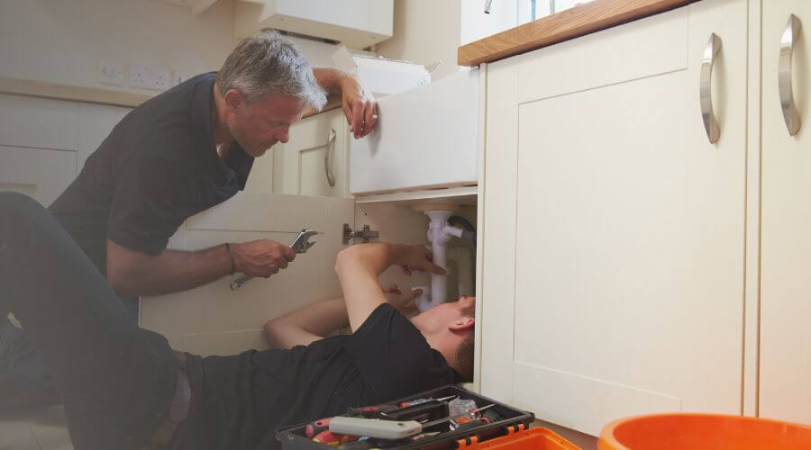 Professional burst pipe repair services in Atalissa, IA